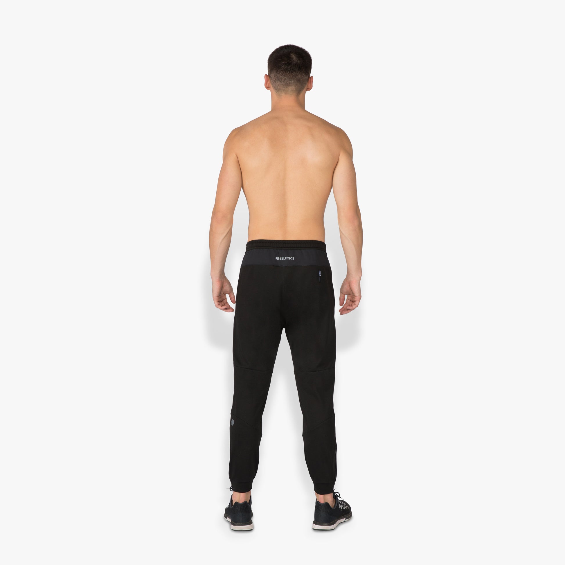 Men's Tight Training Pants  Freeletics Essentials – Freeletics Store
